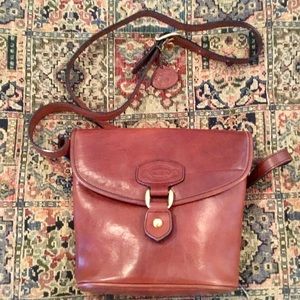 Proton Crossbody Bag